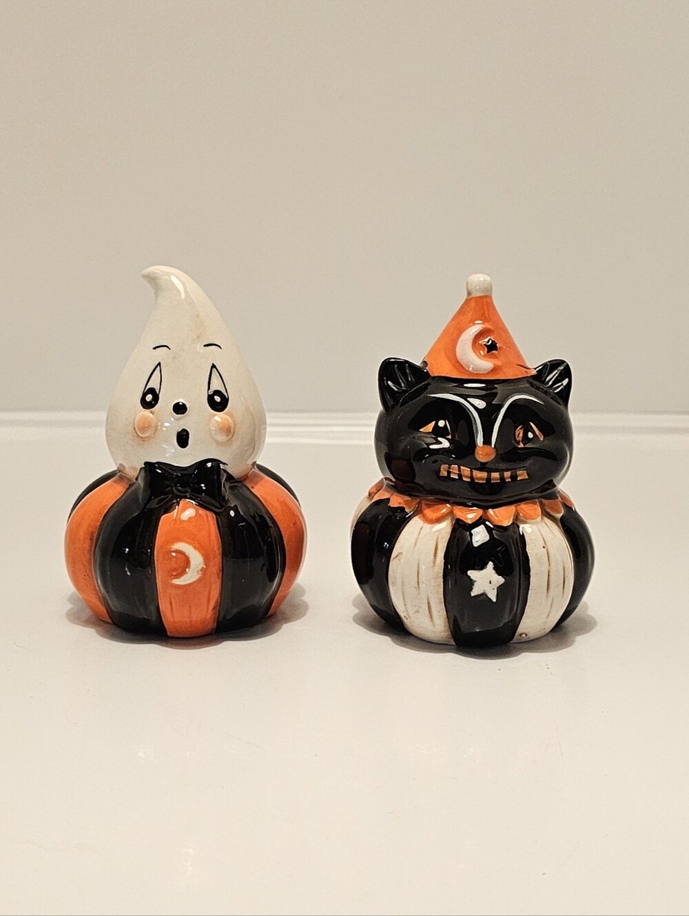 Johanna Parker Cat & Ghost Salt & Pepper Shakers